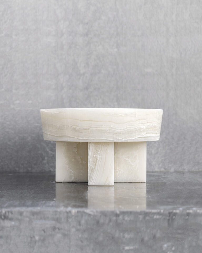 Constantine_table-Joris-Poggioli-Kolkhoze-1