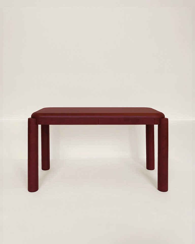 Bold-desk-Milena-Denis-Kolkhoze-1