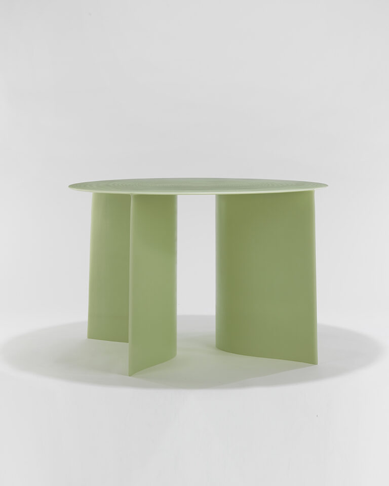 Lukas-Cober-Round-table-in-fiberglass-and-resin-opal-green-Kolkhoze-1