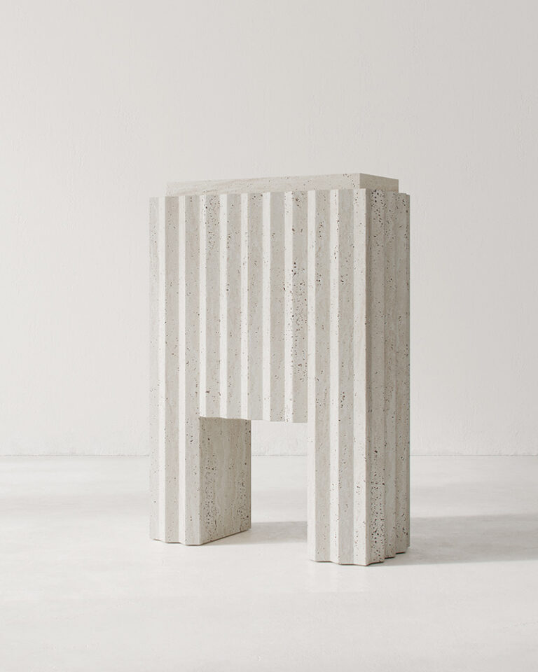 Ecou-cabinet-II-Bogdan-Ciocodeica-Kolkhoze