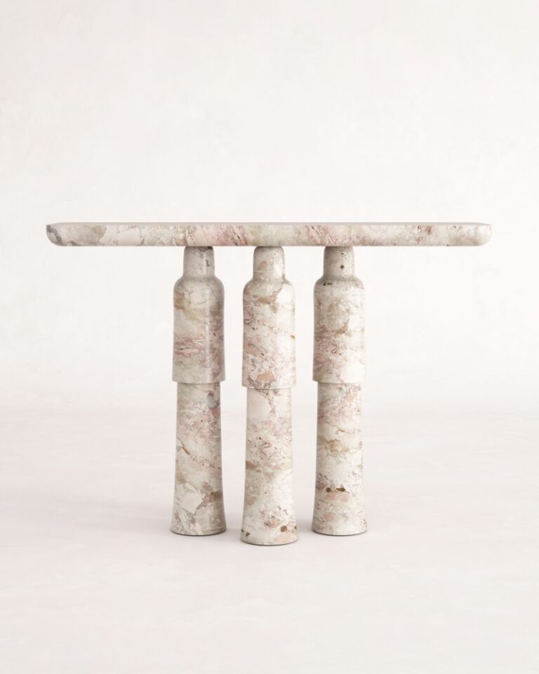 Maen-console-Martin-Masse-Kolkhoze (1)