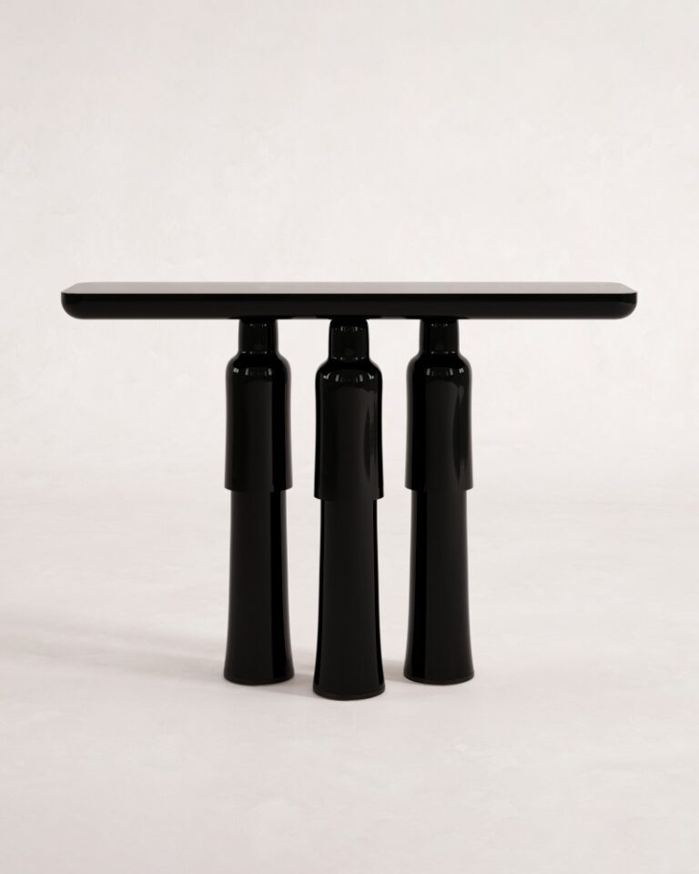 Maen-console-laque-Martin-Masse-Kolkhoze (1)