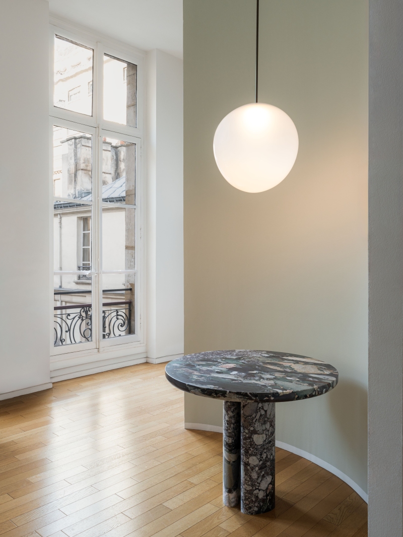 Lychee-lamp-jeremy-maxwell-wintrebert-Kolkhoze-8