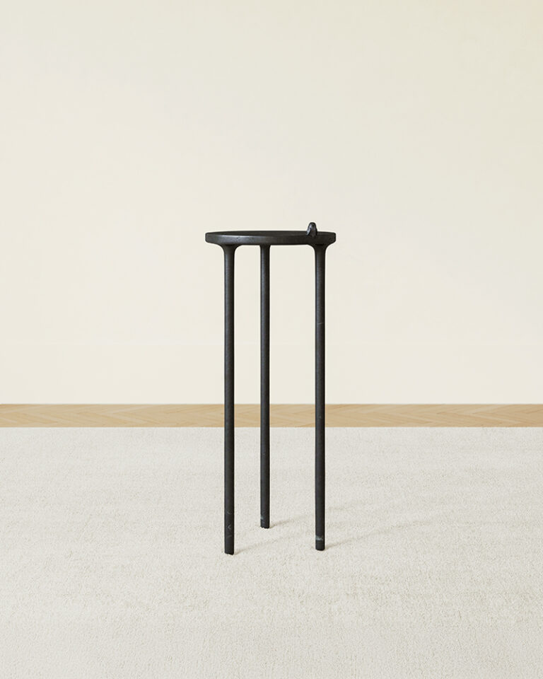 Console-with-bird-Victor-Guedy-Kolkhoze-1