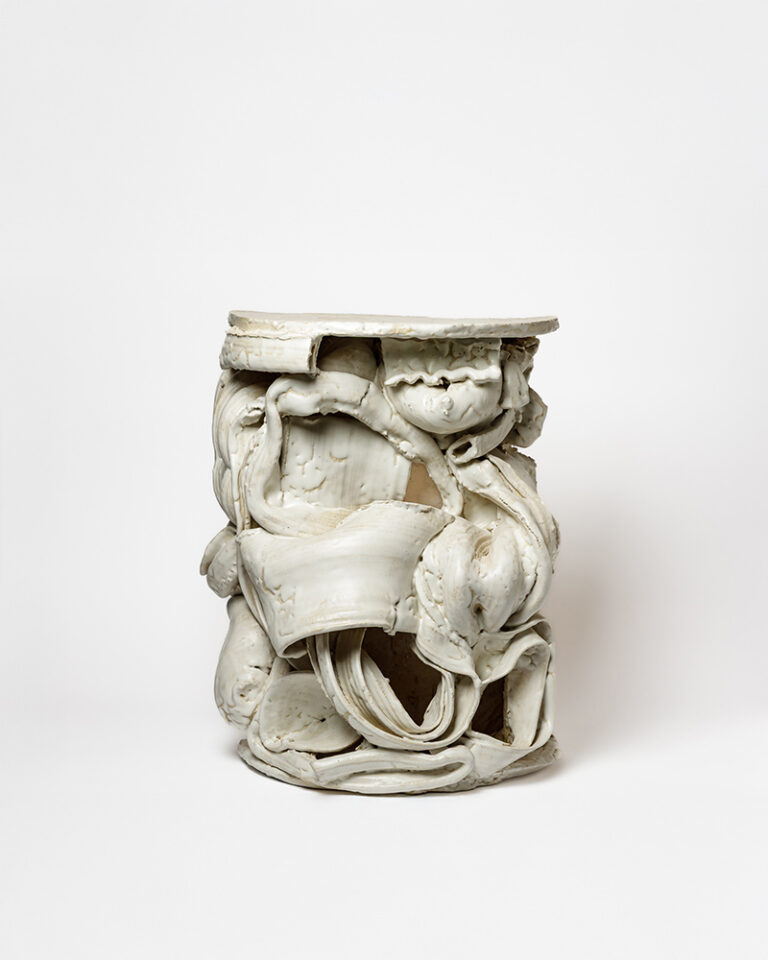 Patrcik-Crulis-console-emaille-blanc-Kolkhoze-0