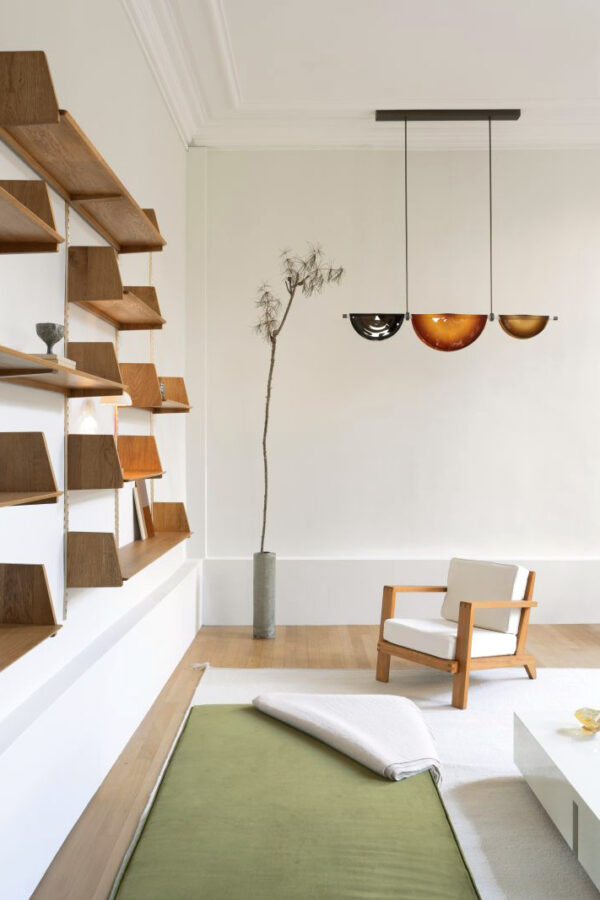 Shelves-E_gold_Marcel-Gascoin_H_Kolkhoze_gallery-5