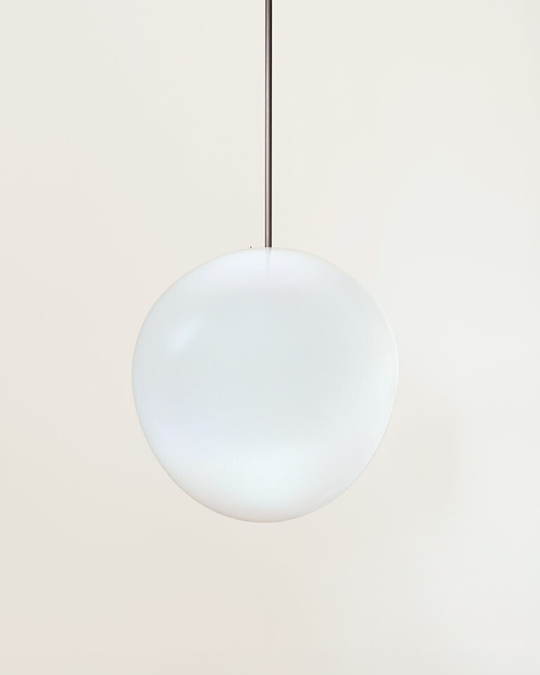 Lychee-lamp-jeremy-maxwell-wintrebert-Kolkhoze-0