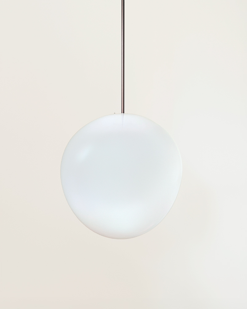 Lychee-lamp-jeremy-maxwell-wintrebert-Kolkhoze-0