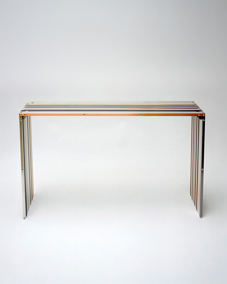 Lica-console-Thomas-Lemut-Kolkhoze-1