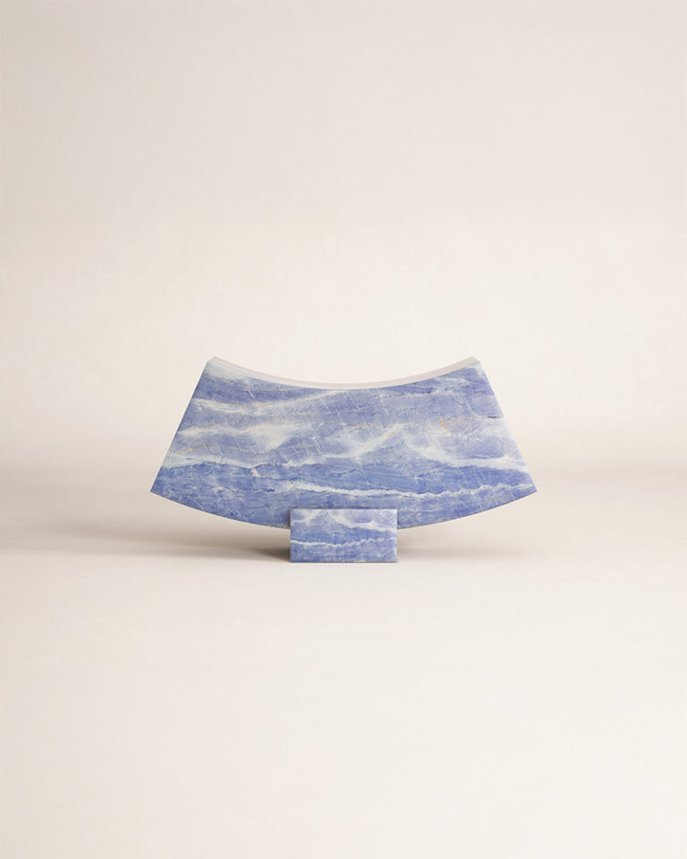 Argos-quartzite-stool-Martin-Massé-Kolkhoze-0
