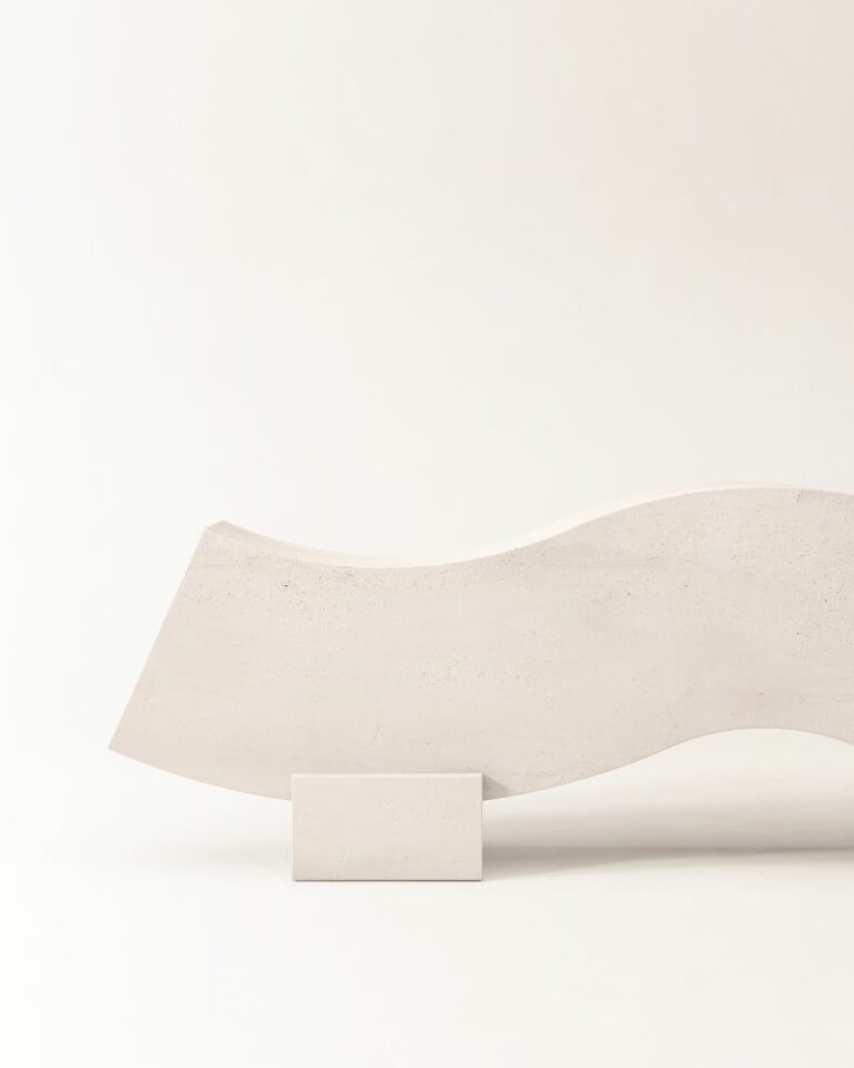 Argos-rosal-bench-Martin-Massé-Kolkhoze-2