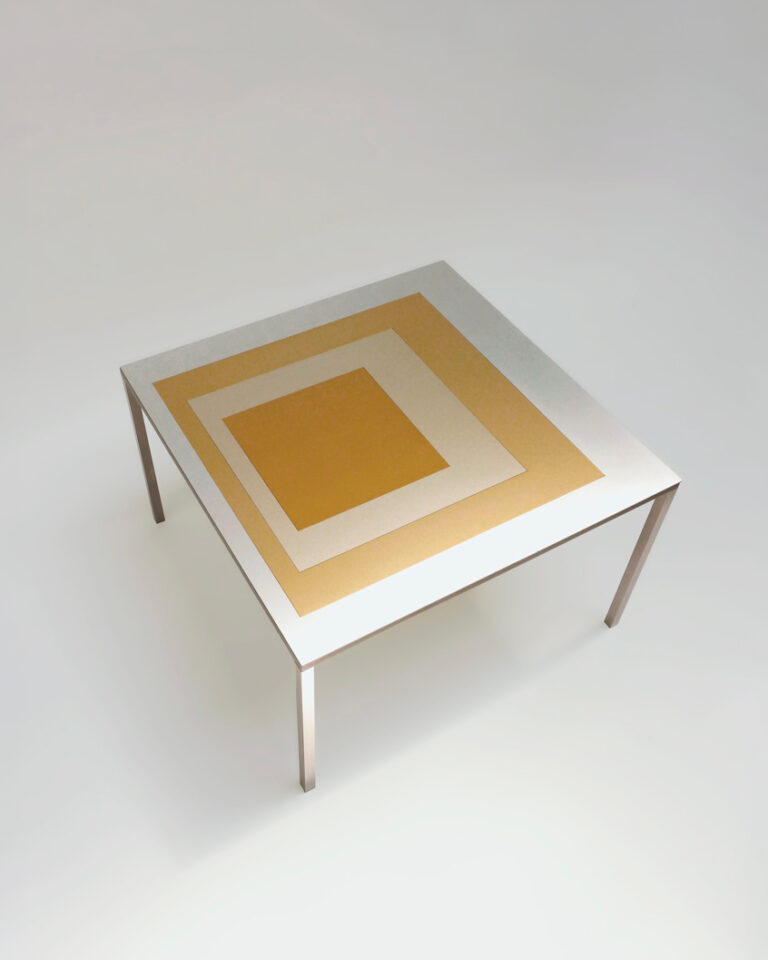 Josef-Albers-table_Thomas-Lemut_Kolkhoze-1