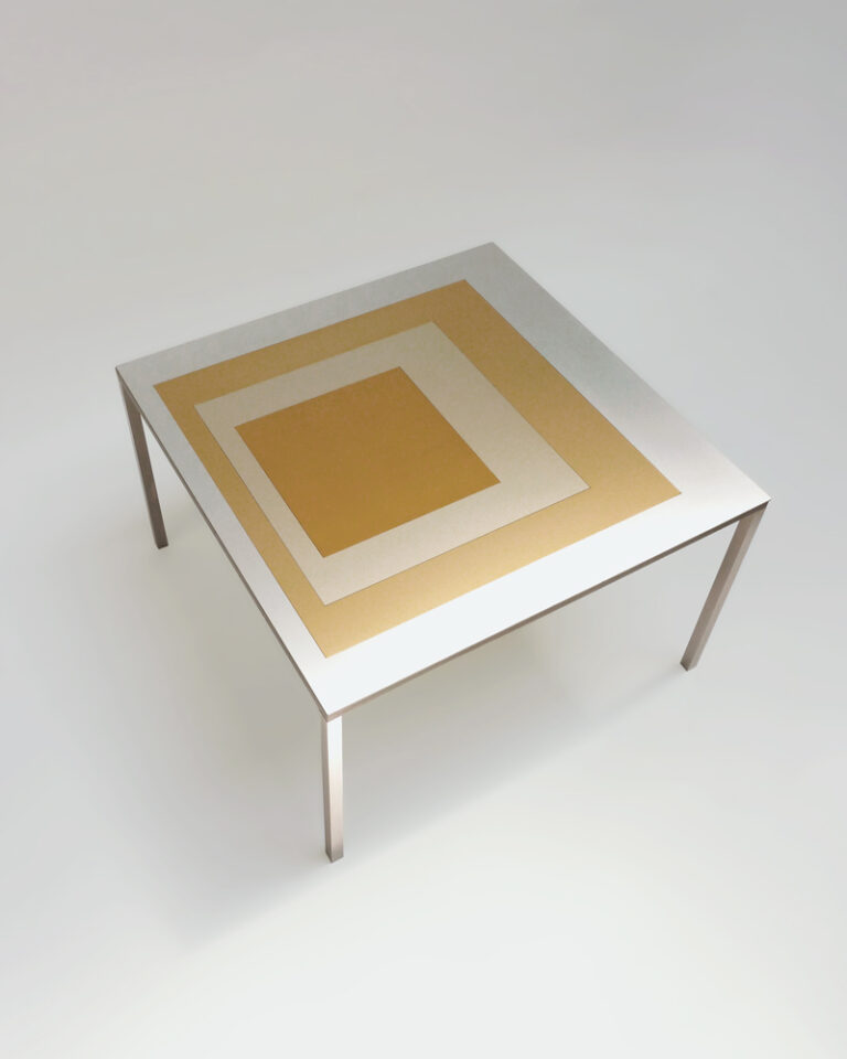 Josef-Albers-table_Thomas-Lemut_Kolkhoze-1