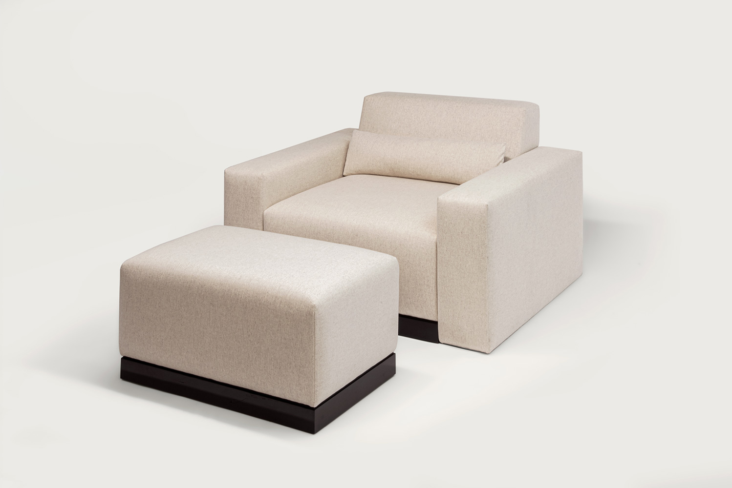 Louise-armchair-bespoke-Francesco-Balzano-Kolkhoze (5)